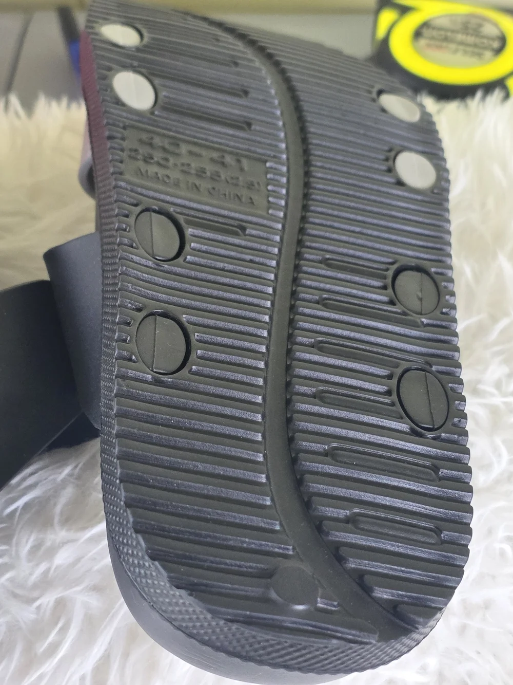 Women ’s Two-Tone Adjustable Slide Sandals - Black & Light Gray